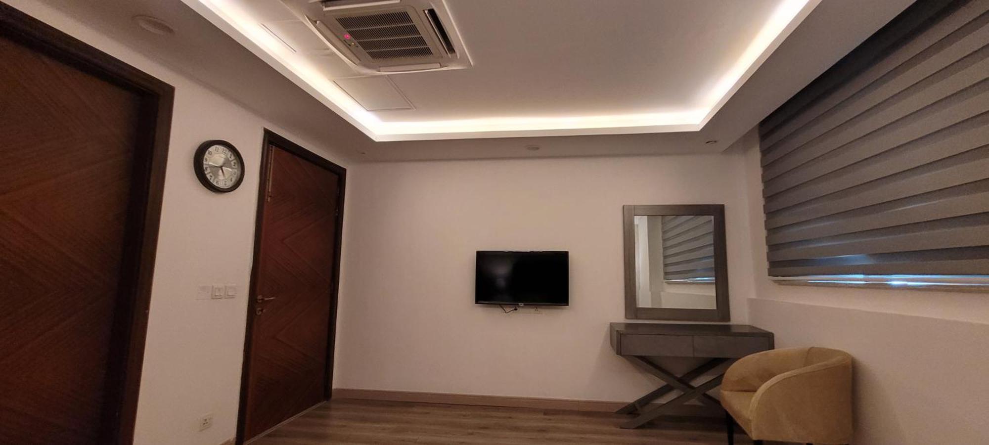 Goldcrest Luxury Apartments Lahore Exterior photo